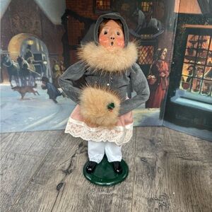 Charming Holiday Caroler Figurine with Fur Accents